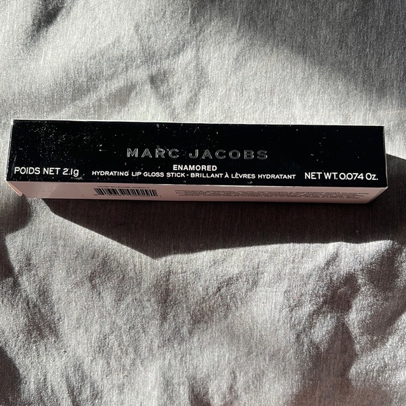 Marc Jacobs 564 Sweet Escape Enamored Hydrating Lip Gloss - Picture 3 of 4